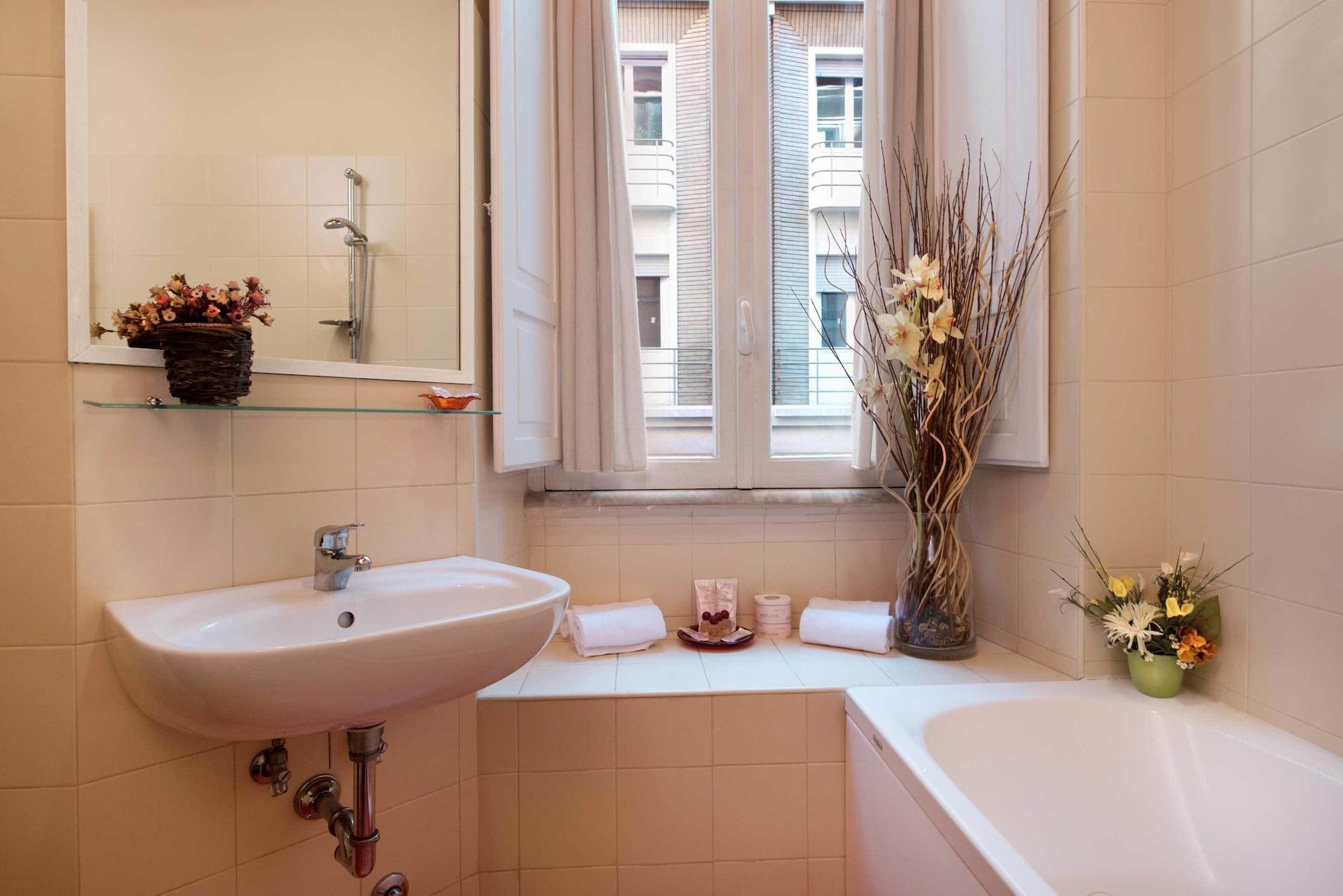 Bed and Breakfast Residenza Domiziano Рим Экстерьер фото