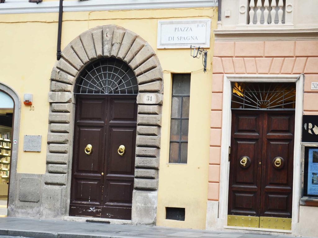 Bed and Breakfast Residenza Domiziano Рим Экстерьер фото
